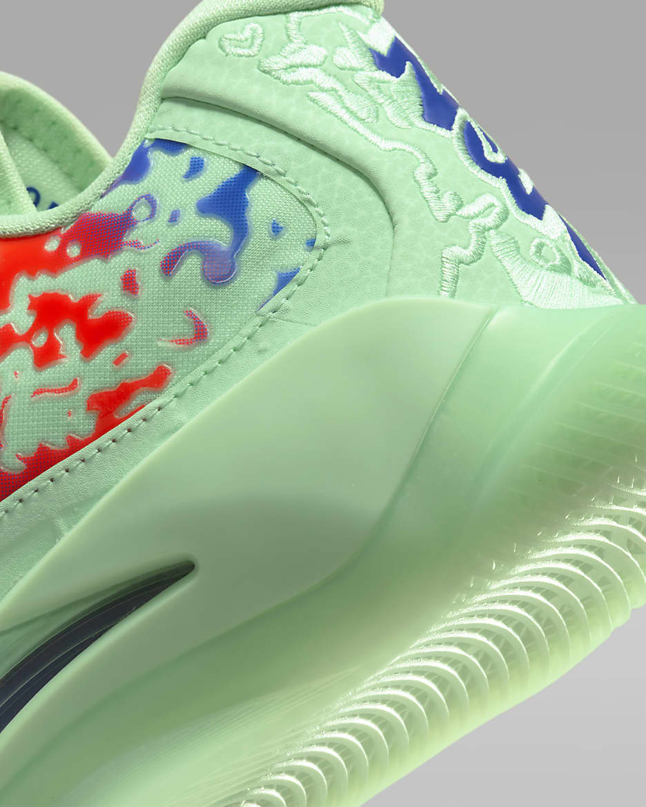 380 nike 2025
